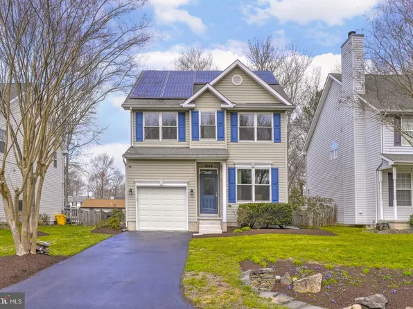 1006 Henry Ave, West River, MD 20778