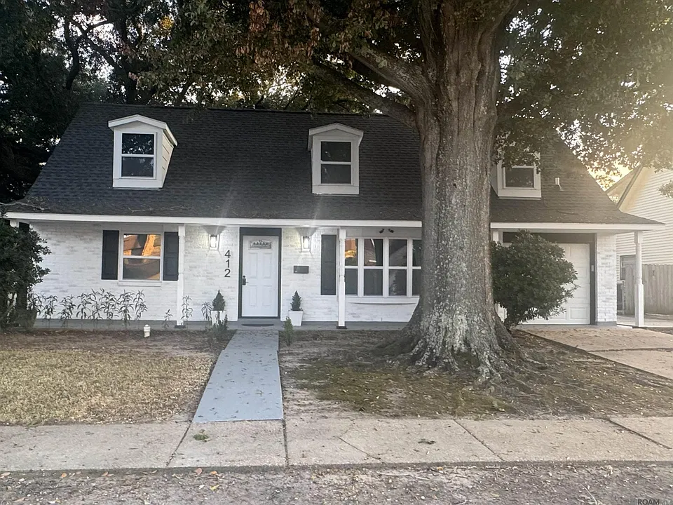 412 Fairway Dr