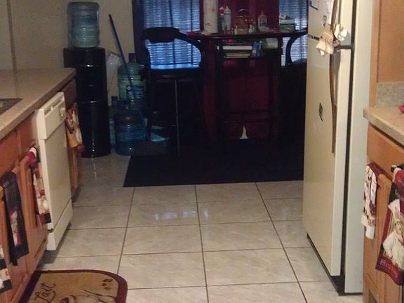 Kitchen with breakfast nook