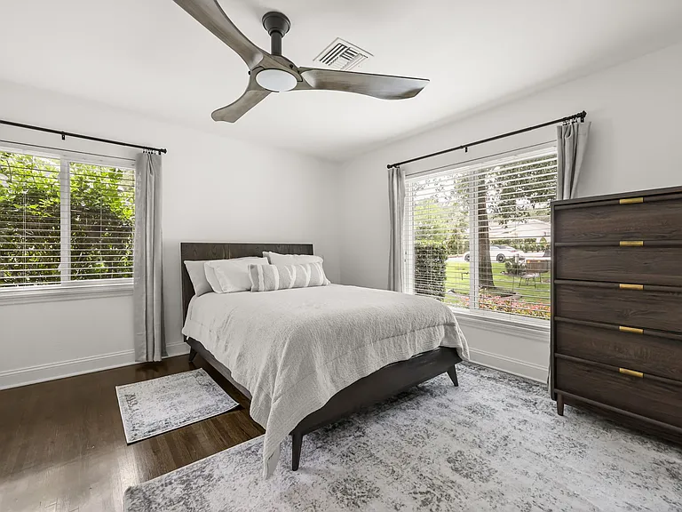 1440 Bonnie Burn Cir — Photo 12