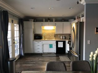 12724 Stage Coach Dr, Victorville, CA 92392