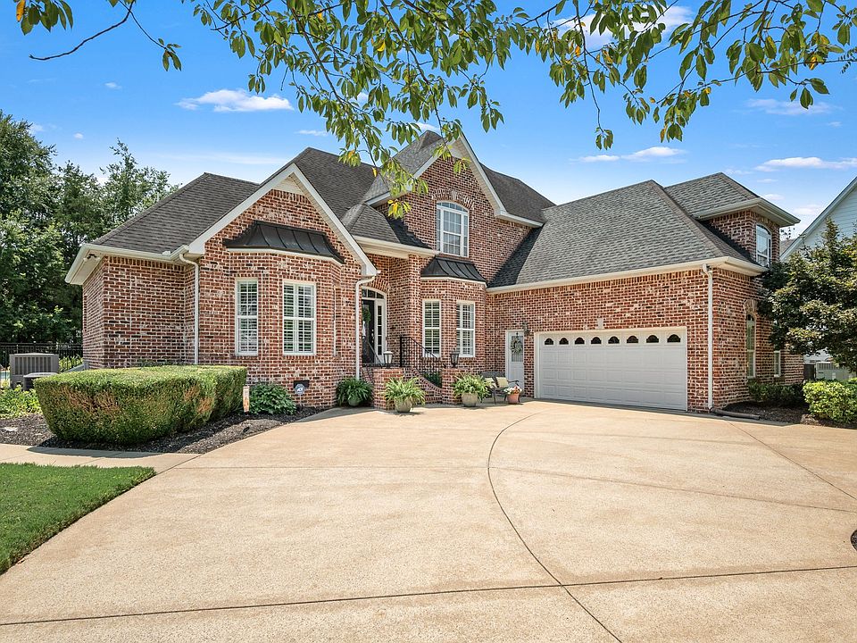 1st image of 1530 Anatole Ct