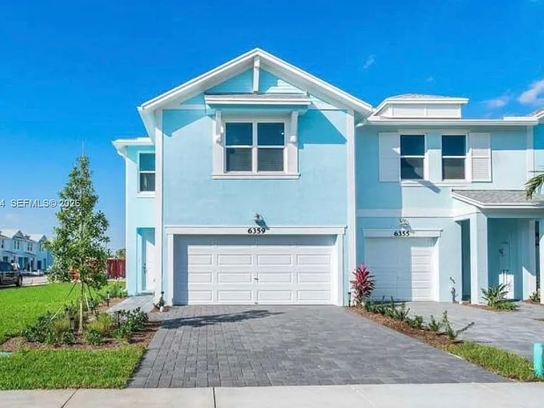 6359 Sailpointe Ln — Photo 1