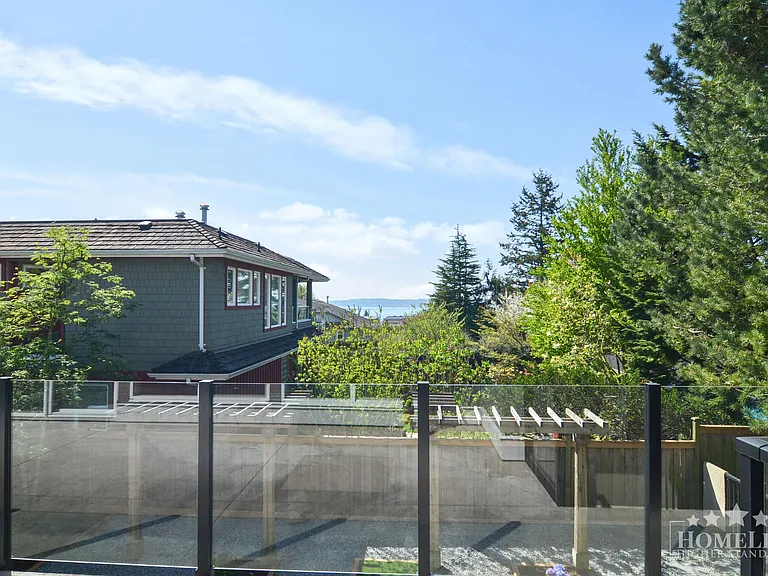 15728 Buena Vista Ave #HOUSE — Photo 26
