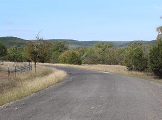 975 N Lakeview Dr, Palo Pinto, TX 76484