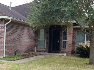 5319 Grapevine St, Houston, TX 77045