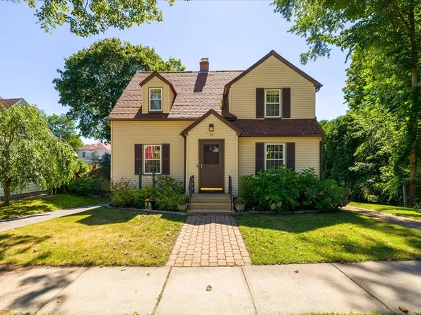 49 Monroe Ave, Worcester, MA 01602