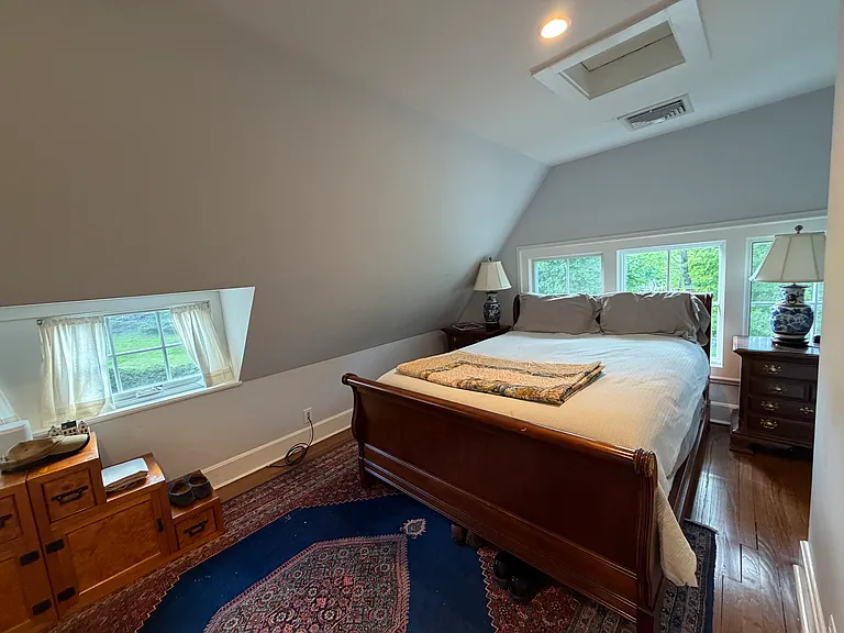 198 Cedar Ln — Photo 17