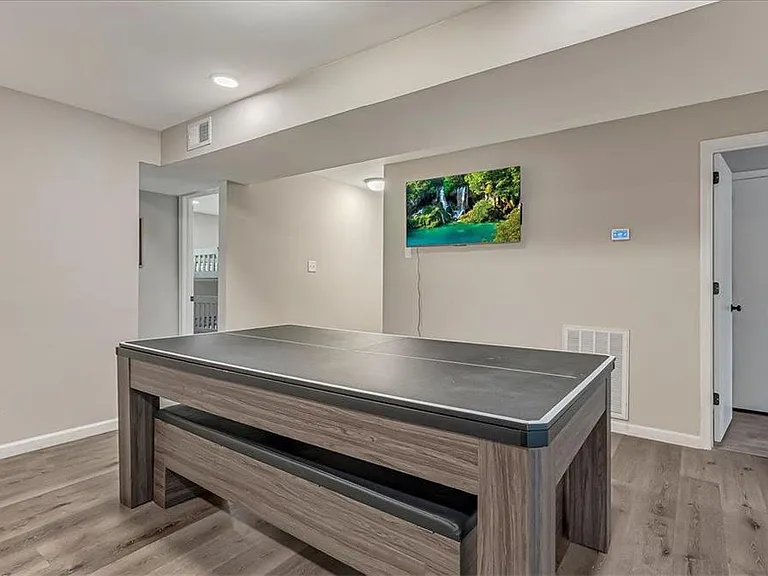 115 White Oak Ct — Photo 18