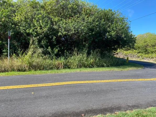 518 Naalehu Spur Rd, Naalehu, HI 96772