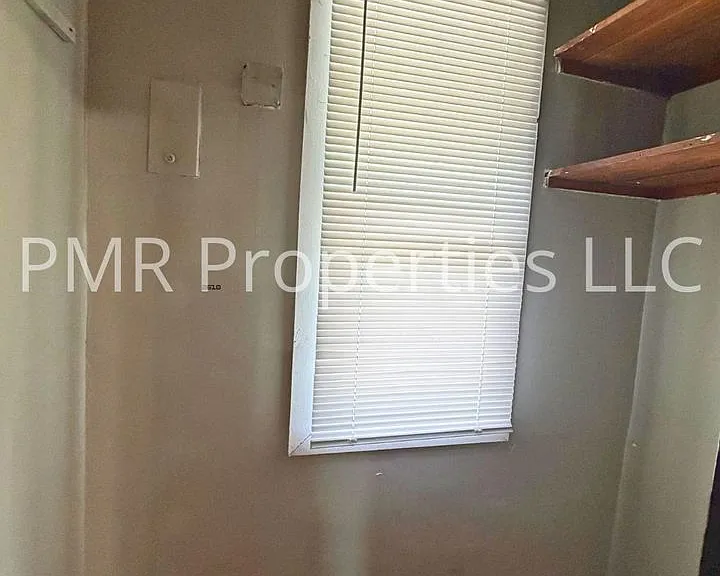 4103 King Hill Ave — Photo 9