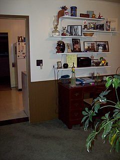 5th image of 300 E Orchard St