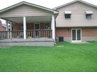 8106 Catrina Ct, Louisville, KY