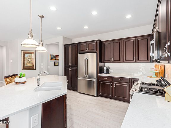 4th image of 4534 W ACACIA Drive