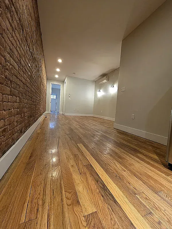 1821 Bleecker Street — Photo 2