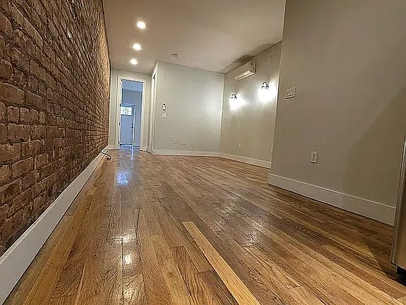 2nd image of 1821 Bleecker St #1LL