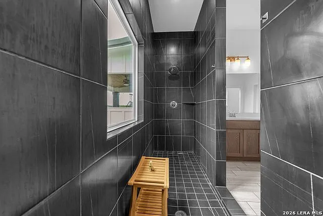 2488 Waterfront Park Dr — Photo 44