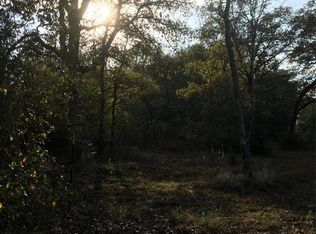 4880 Brown Ln, Madisonville, TX 77864