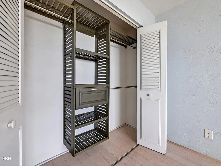 118 S Halifax Ave #402 — Photo 15
