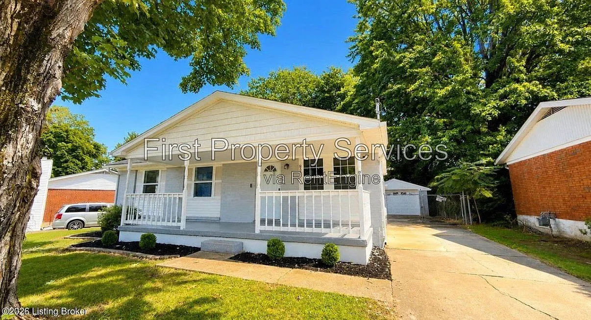 5 bed, 2.0 bath, 1960 sqft, $2,200 — Photo 1