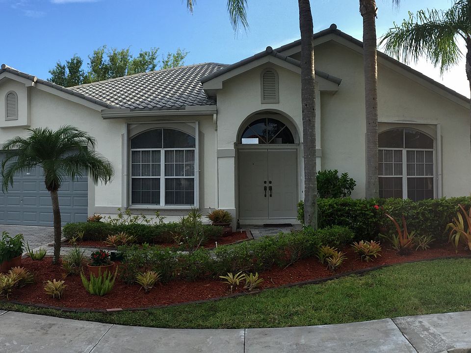 1st image of 17952 NW 9th Ct