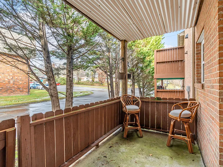 1707 Maple View Way #0 — Photo 13