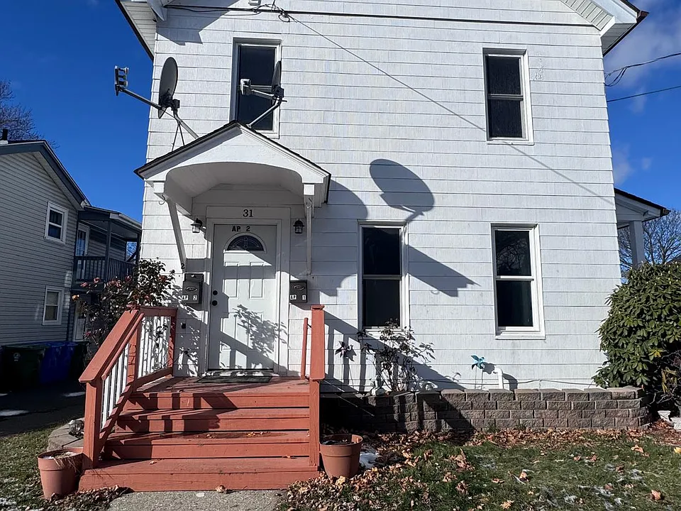 31 Beattie Ave #2