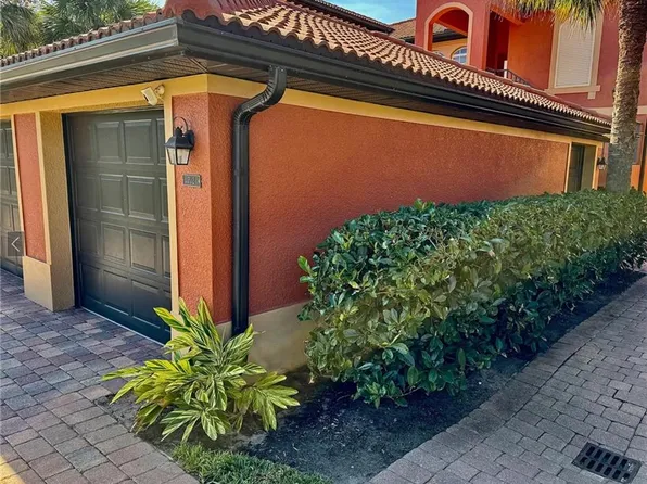 10025 Heather LN #702, NAPLES, FL 34119