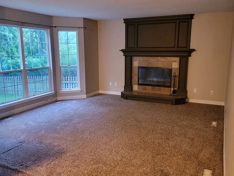 1628 Fox Trail Dr NE — Photo 8