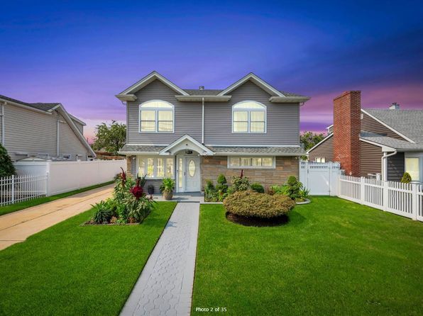 871 Grand Blvd
