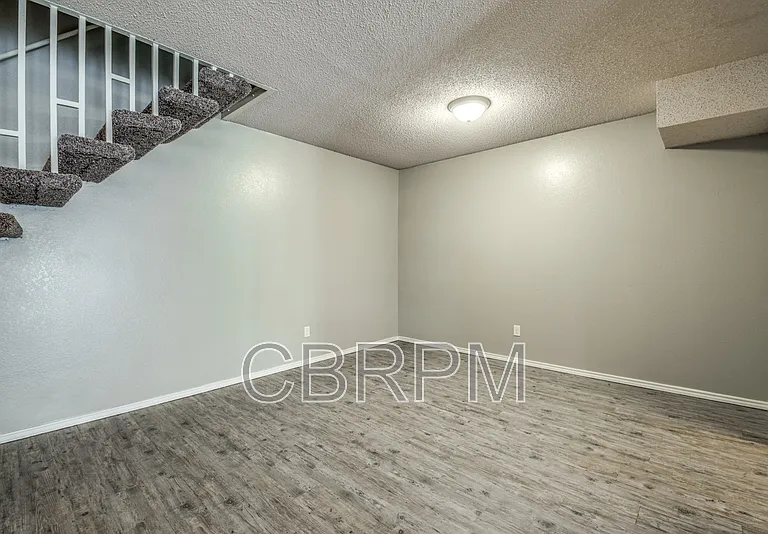 5308 Kenosha Ave — Photo 7