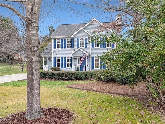 2nd image of 3217 Pomegranate Dr