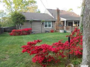 6 Ivy Hill Dr, Smithtown, NY 11787