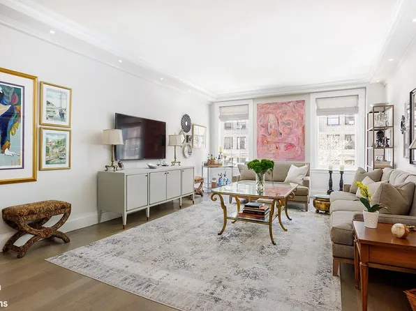 522 W End Ave APT 4A, Manhattan, NY 10024