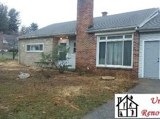 1342 Canterbury Ln, York, PA 17406