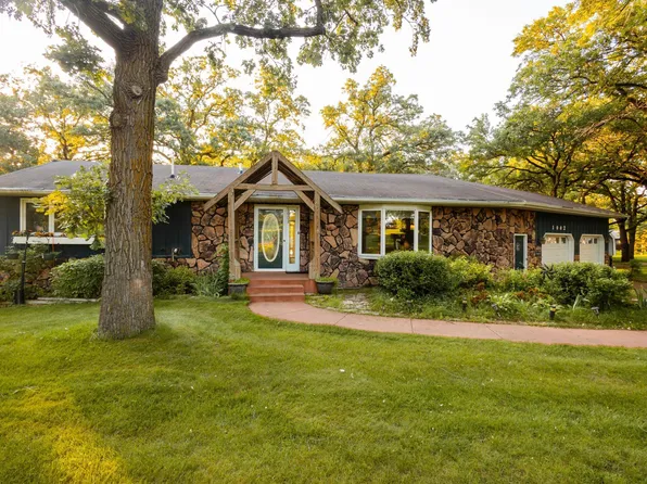 1002 11th Ave W, Alexandria, MN 56308