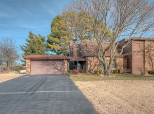 2704 N Loma Linda Dr #A, Loma Linda, MO 64804