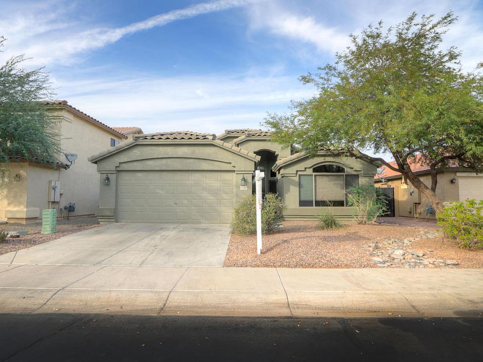 1st image of 42286 W Chambers Dr
