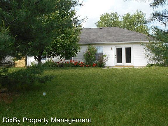 3rd image of 131 W Arlington Dr