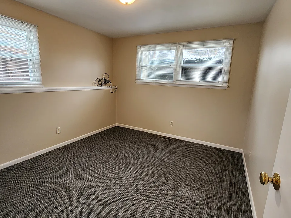 Bedroom #1