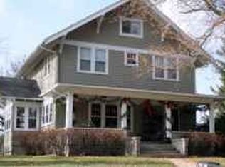 907 13th St, Dallas Center, IA 50063