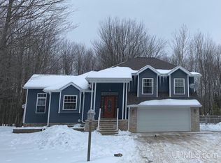 6410 Matt #L4, Escanaba, MI 49829
