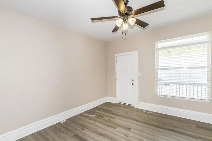 3 bed, 2.5 bath, 1818 sqft, $1,750 — Photo 4
