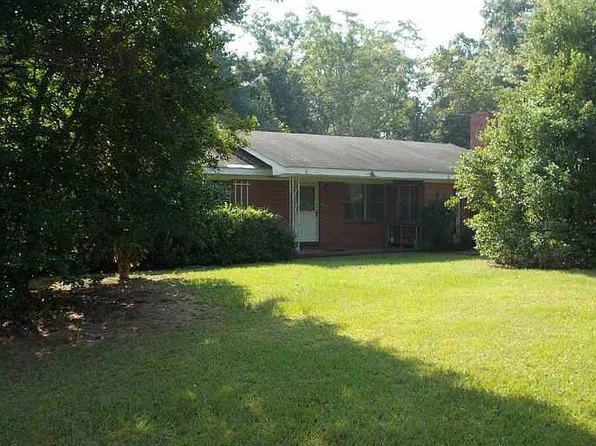 743 State Highway 85, Laurel Hill, FL 32567