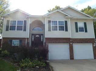 300 Caribou Dr, Columbia, MO 65202