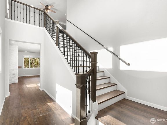 3rd image of 5046 Mariner Street