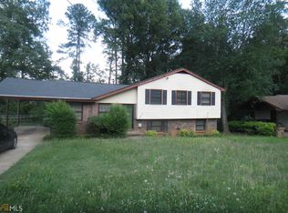 2819 Shelley Ln, Ellenwood, GA 30294