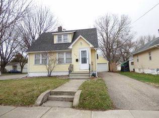 612 11th Ave SW, Austin, MN 55912