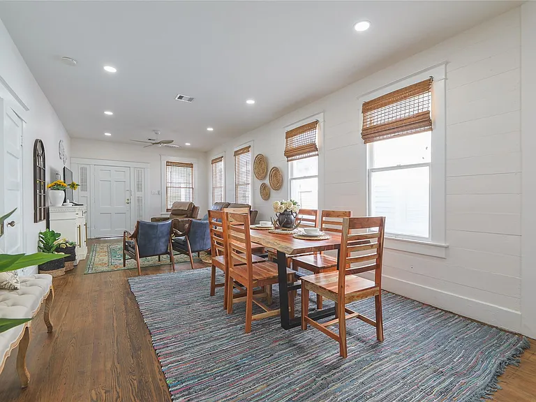 2912 Avenue R — Photo 9