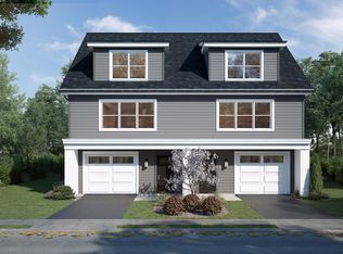 2 Creekside Ct, Kennebunk, ME 04043